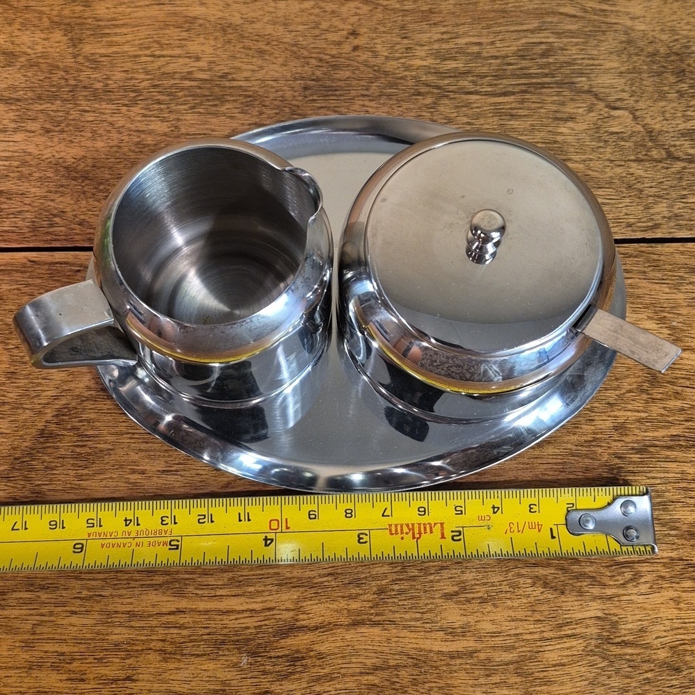 VINTAGE Shiny Chrome Cream and Sugar Set With Spoon And Tray - Picture 13 of 16